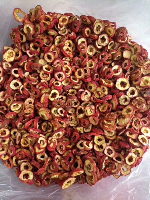 Thé amincissant aux tranches de fruits d'aubépine